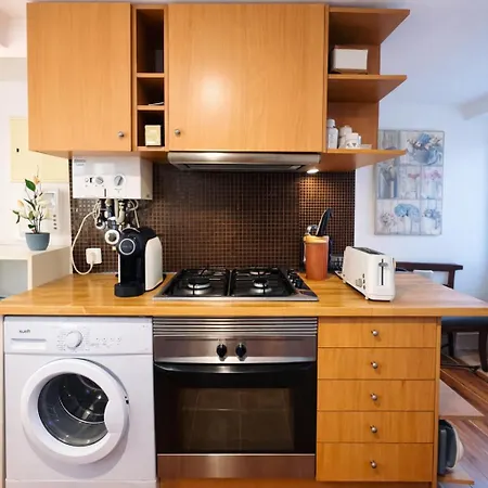 Spacious Quiet &charming ,536mbps Internet * Lisboa