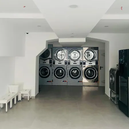 Spacious Quiet &charming ,536mbps Internet * Lisboa