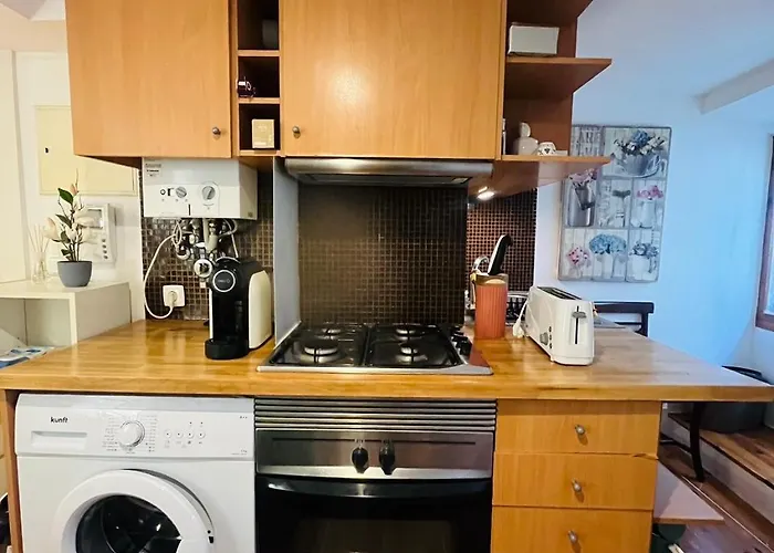 Spacious Quiet &charming ,536mbps Internet